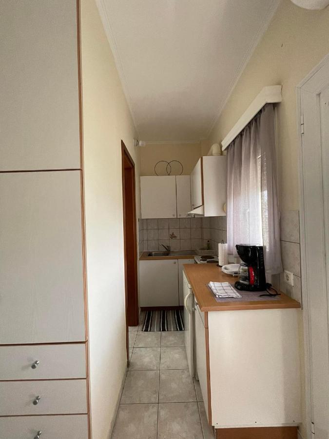 Flo'S Apartment Missolonghi Экстерьер фото